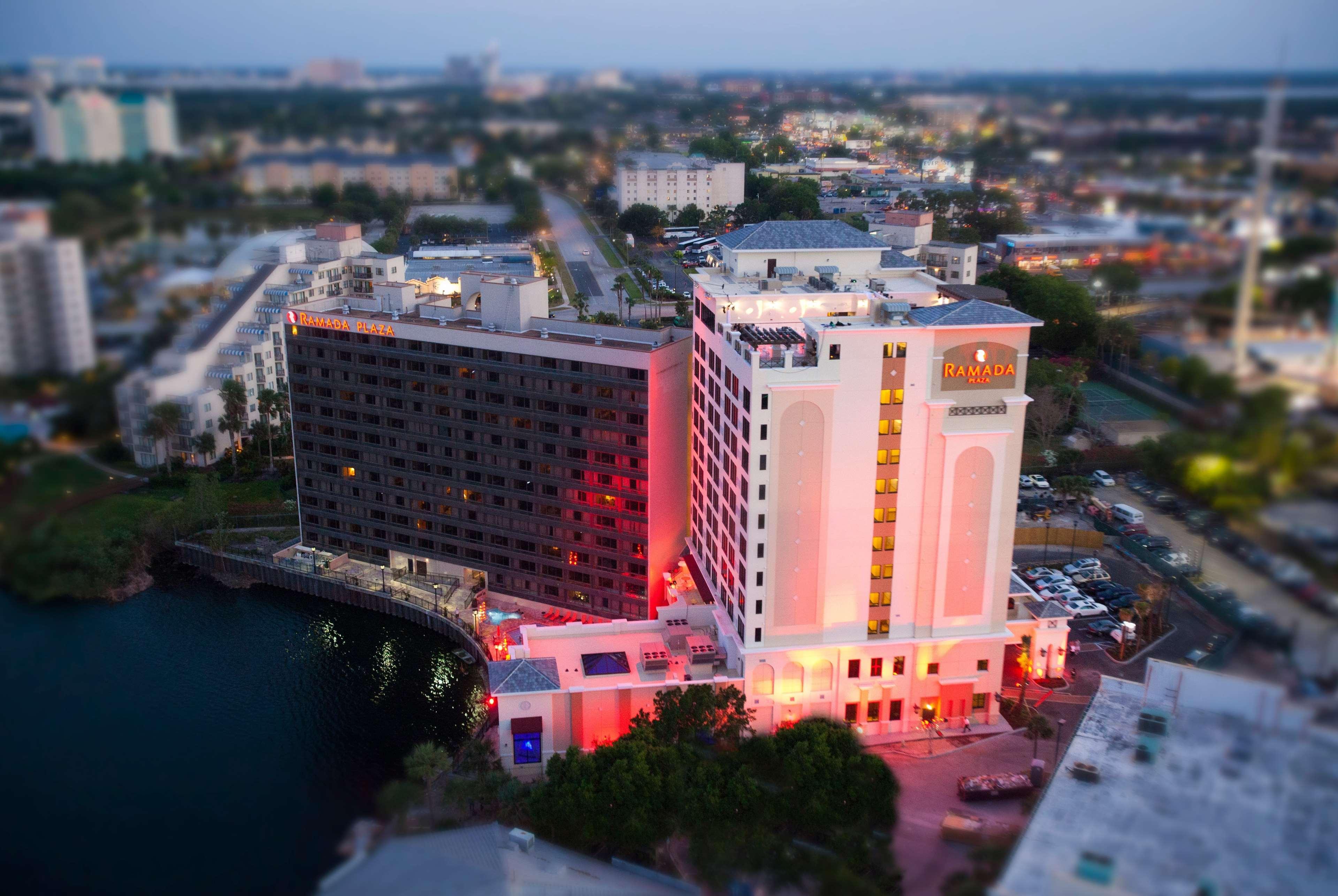 Ramada Plaza By Wyndham Orlando Resort & Suites Intl Drive Εξωτερικό φωτογραφία