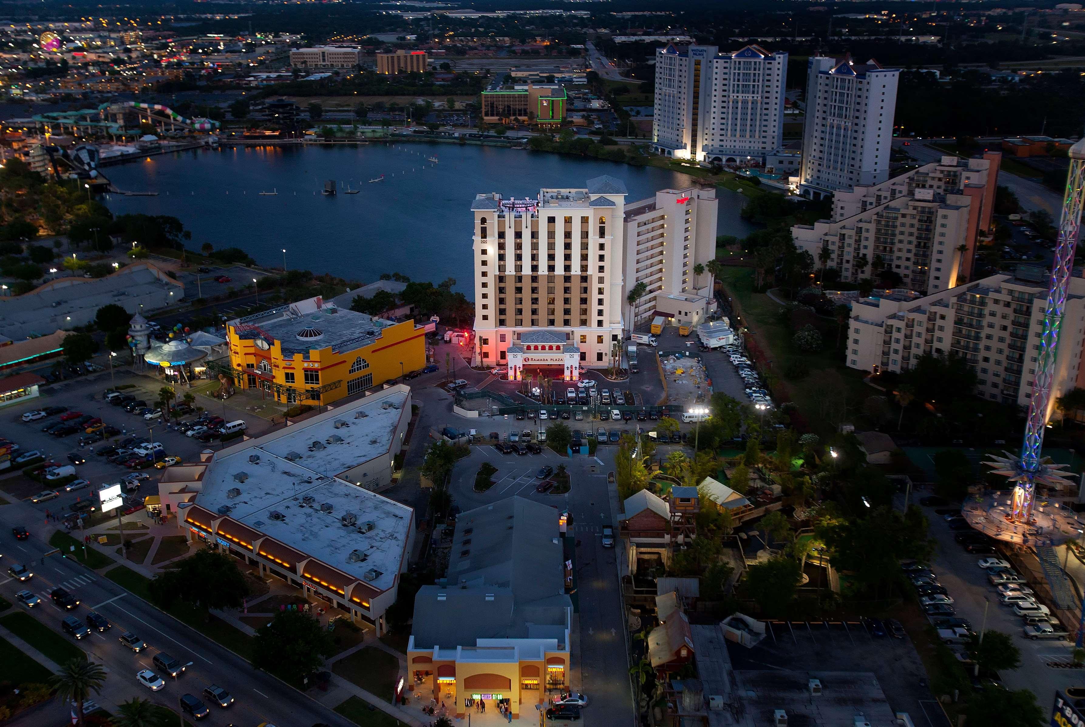 Ramada Plaza By Wyndham Orlando Resort & Suites Intl Drive Εξωτερικό φωτογραφία